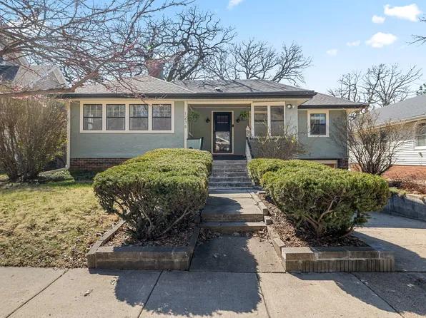 1238 47th St, Des Moines, IA 50311