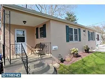 402 Trenton Ct photo 1