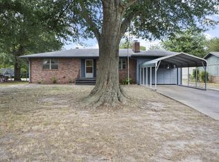 1108 S Mill St, Grove, OK 74344