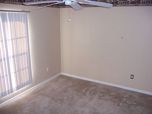 2nd image of 3462 NE 11th Ave
