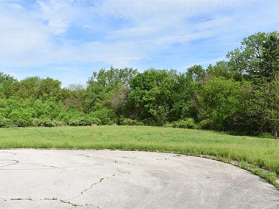 3rd image of 7938 Crabapple Ct