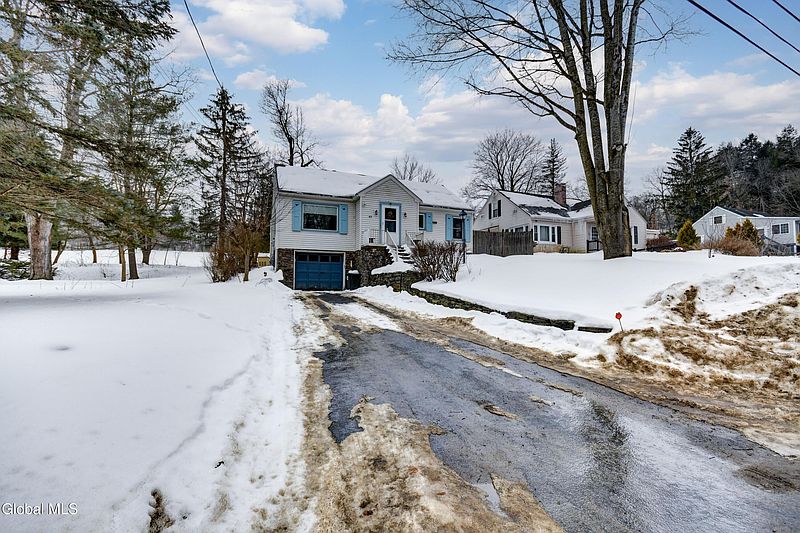 2nd image of 43 Ridge Road