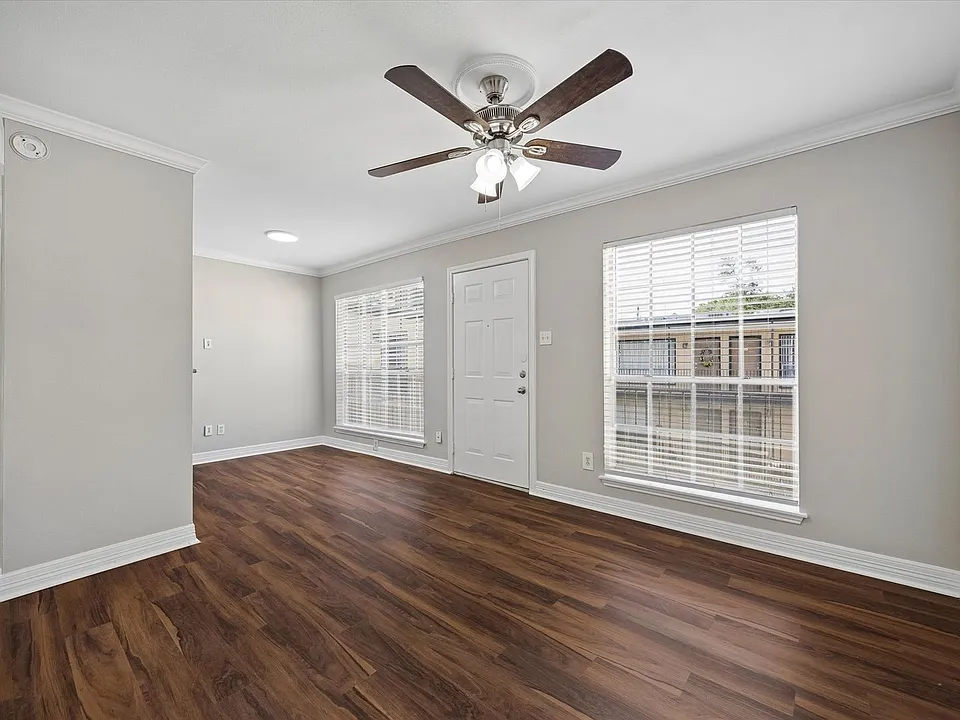 Emerson Street Apartments