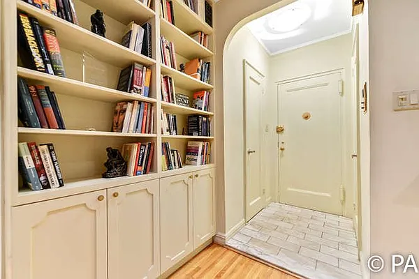 Sold by Benjamin Realty Since 1980 | media 23