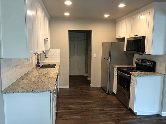 Full kitchen view