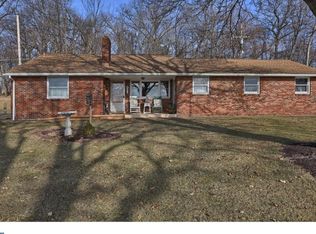 24 Moser Ln, Shoemakersville, PA 19555