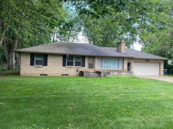 6832 Oakland Dr, Portage, MI 49024