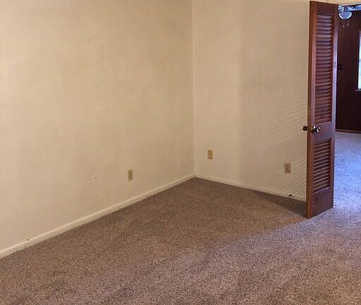 2nd image of 1315 Carrollton Ave