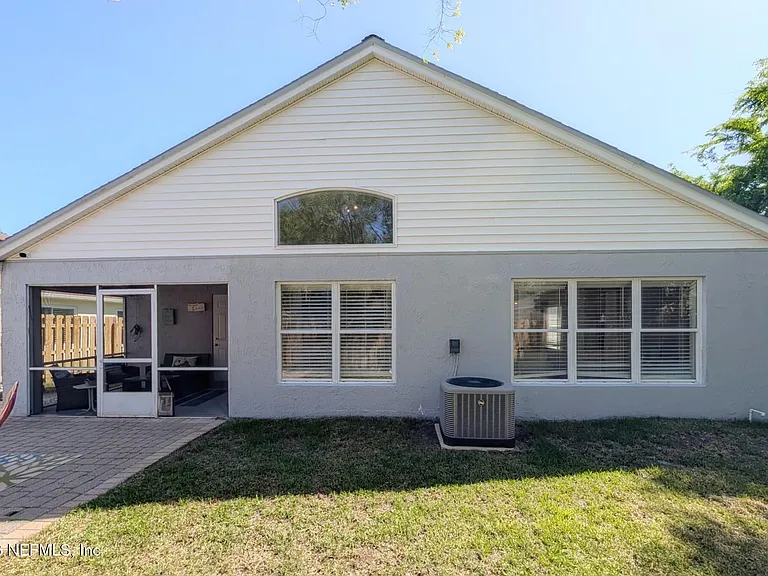 12985 Harborton Dr — Photo 26