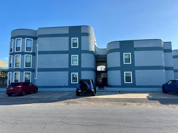 125 E Georgia Ruth Dr #106F, South Padre Island, TX 78597