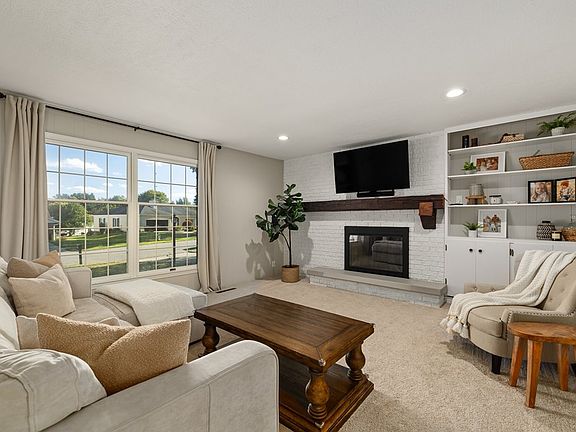 3rd image of 1458 Brookpark Dr