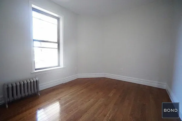 Rented by Bond New York | media 16