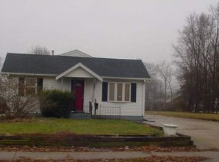 1681 W Division St, Decatur, IL 62526