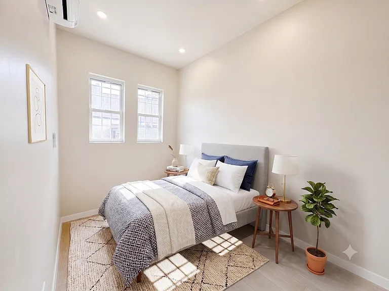 606 Onderdonk Ave #2B — Photo 3