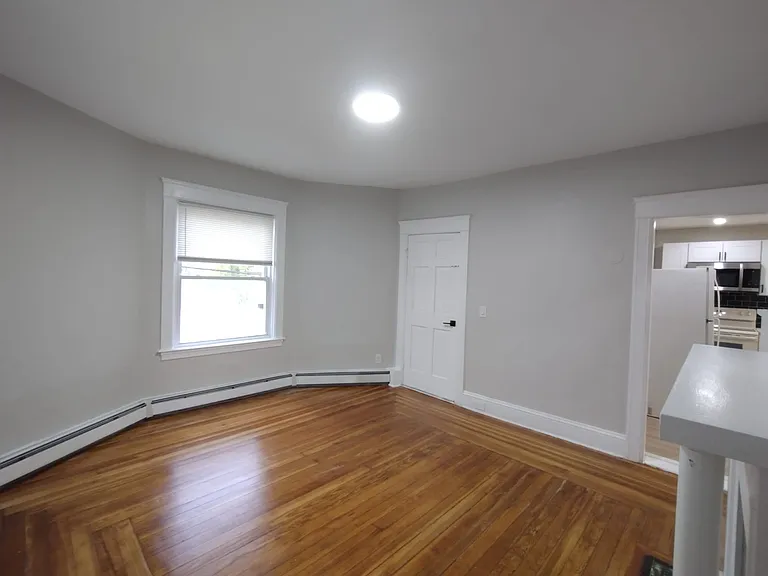172 N Main St #2NDF — Photo 8