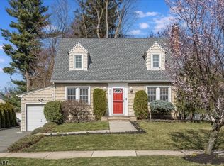 212 Coeyman Ave, Nutley, NJ 07110