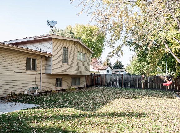 3rd image of 1258 Corinne Ave