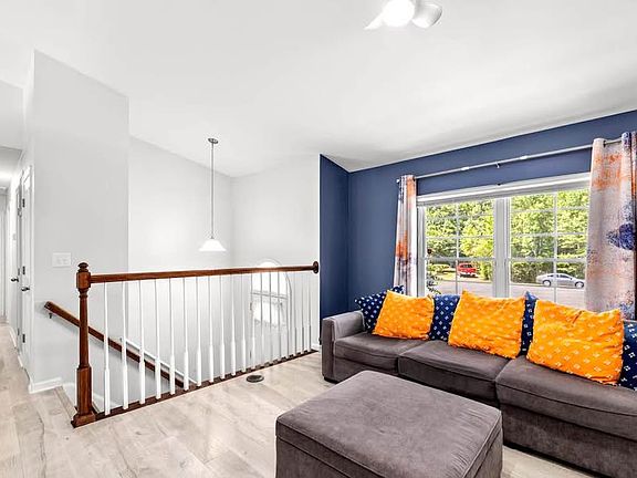 5th image of 5403 Veld Ct #3