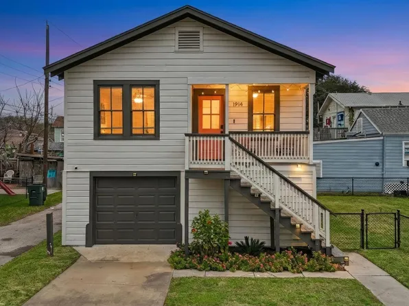 1914 55th St, Galveston, TX 77551