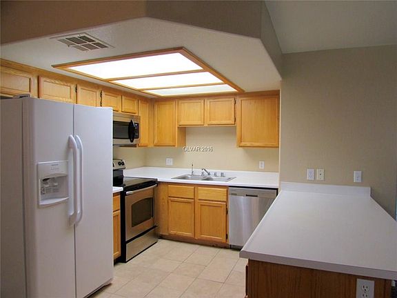 5th image of 8410 Eldora Ave Unit 2028