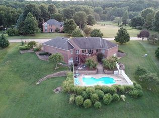 10035 Oglesby Dr, Evansville, IN 47720