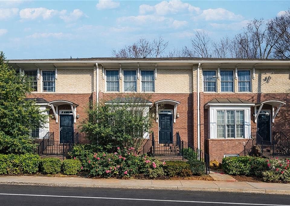 1st image of 7 Chief Matthews Rd Unit 2B