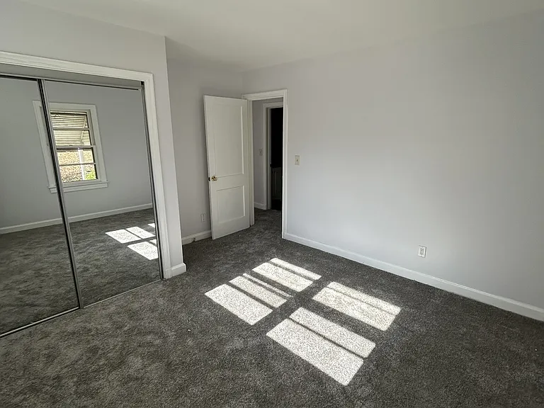 1500 Carolina St — Photo 12