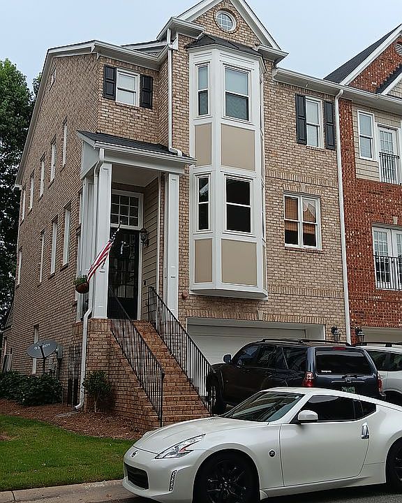 1st image of 158 McLaren Gates Dr