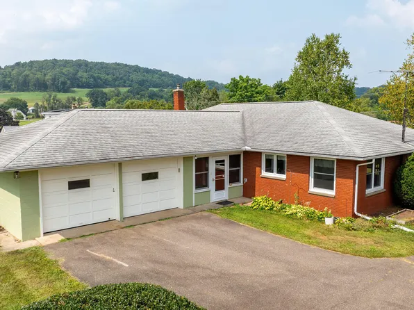 76 Buckhorn Rd, Bloomsburg, PA 17815