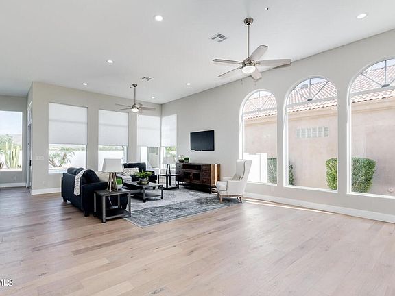2nd image of 11898 E Del Timbre Dr
