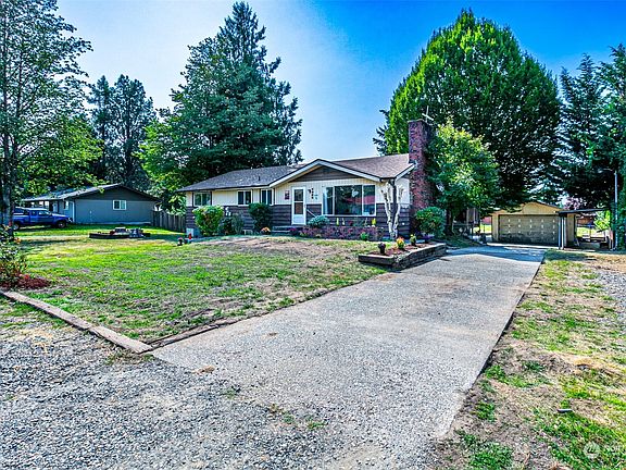 3rd image of 7822 142nd Avenue E
