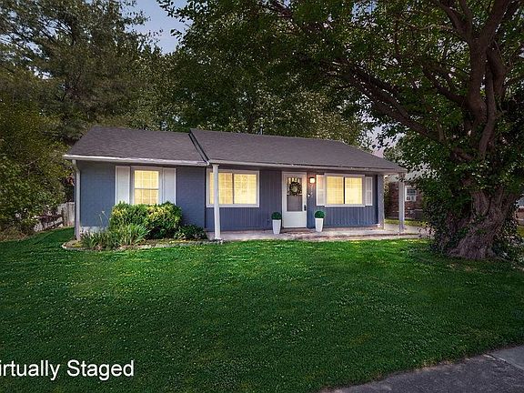5th image of 2141 Collins Dr