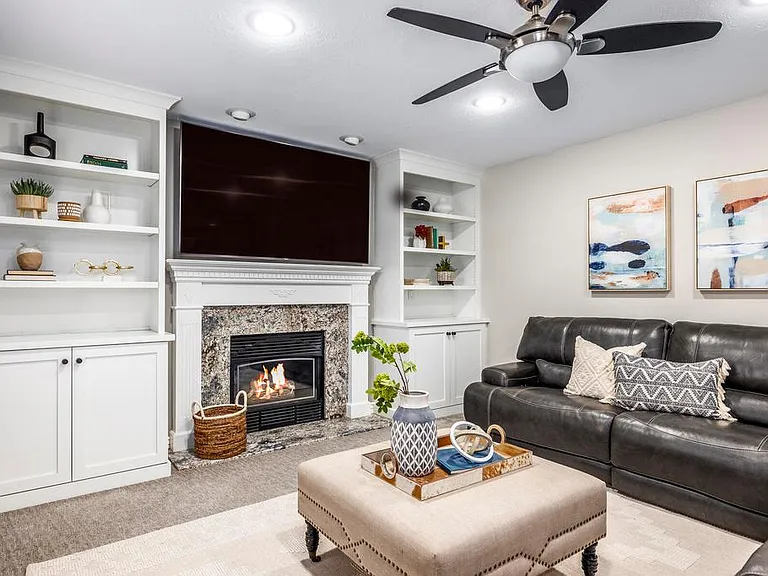 1003 E Fairway Dr — Photo 9