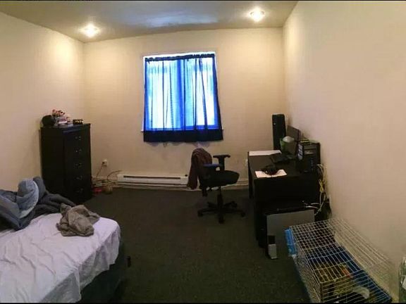 2nd image of 1834 N Willington St #2