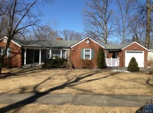 12 Beauford Rd, Norwalk, CT 06854