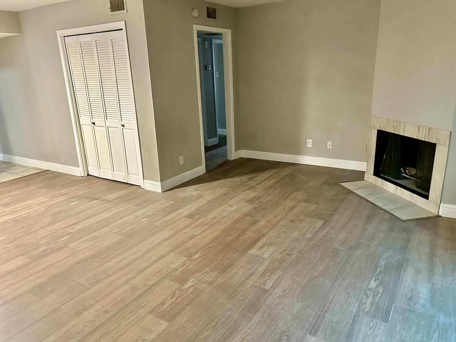 4429 Bowser Ave — Photo 3