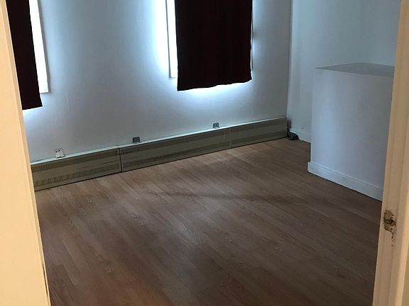 5th image of 137 William St #2-3-1