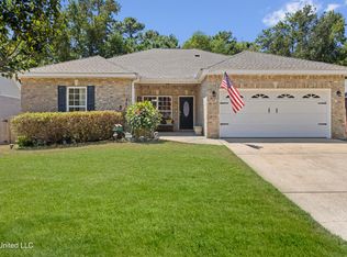 2213 Rue Beaux Chenes, Ocean Springs, MS 39564