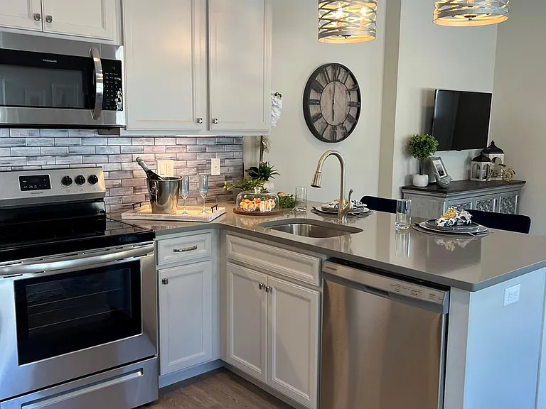1080 New York Ave #206 — Photo 7