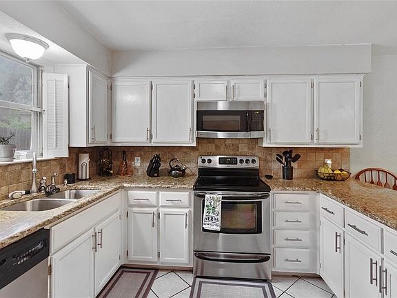 2nd image of 6312 Barcelona Dr