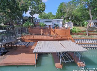 927 Reiley Rd, Seguin, TX 78155