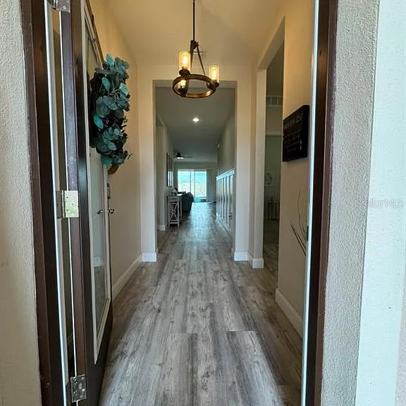 1127 Pipestone Pl — Photo 2