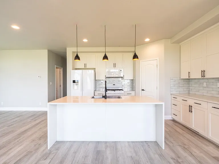 8036 Flintwood Rd — Photo 9