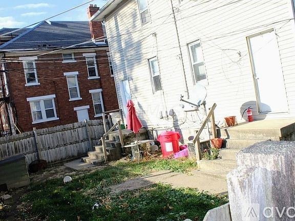 5th image of 301 E 14th Ave #301