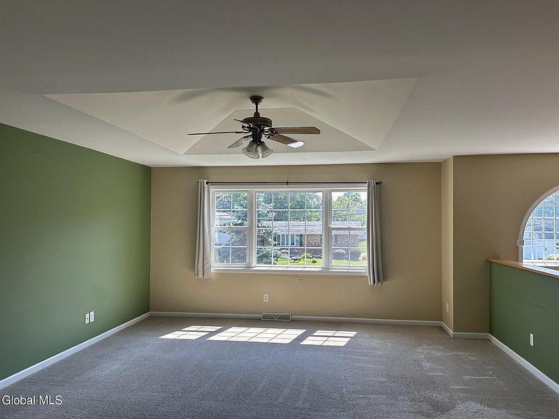 2nd image of 3909 Albany Street