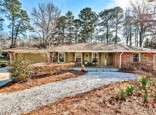 5616 Mountainbrooke Ct, Stone Mountain, GA 30087