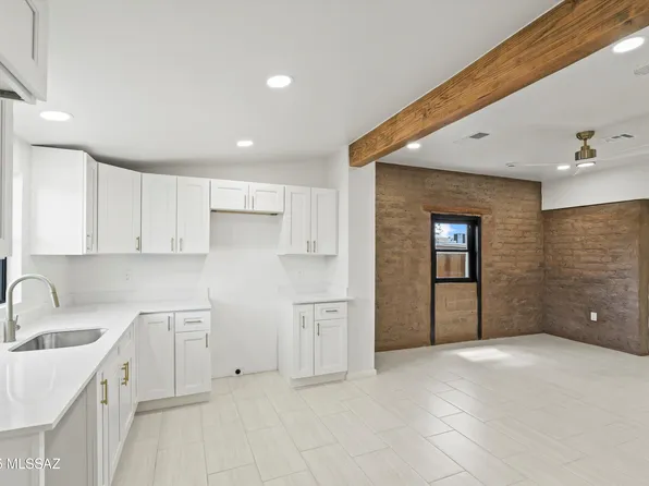 1029 N Van Alstine St, Tucson, AZ 85705