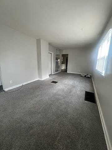 1st image of 81 McKinley Ave S