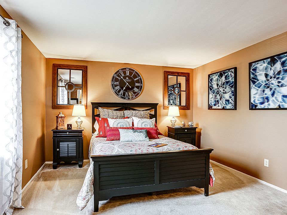 Bedroom at Archer's Pointe Apartments