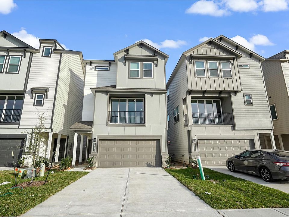1st image of 14970 Eagle Feather Dr